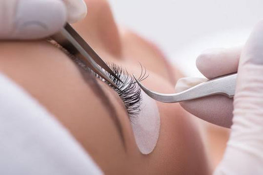 Online Lash Extensions course with Kit